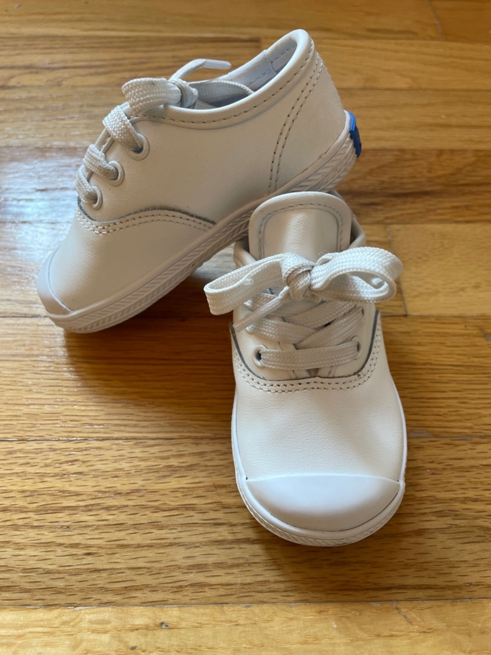 Toddler Keds Champion White Leather Cap Toe Sneakers | size: toddler 5